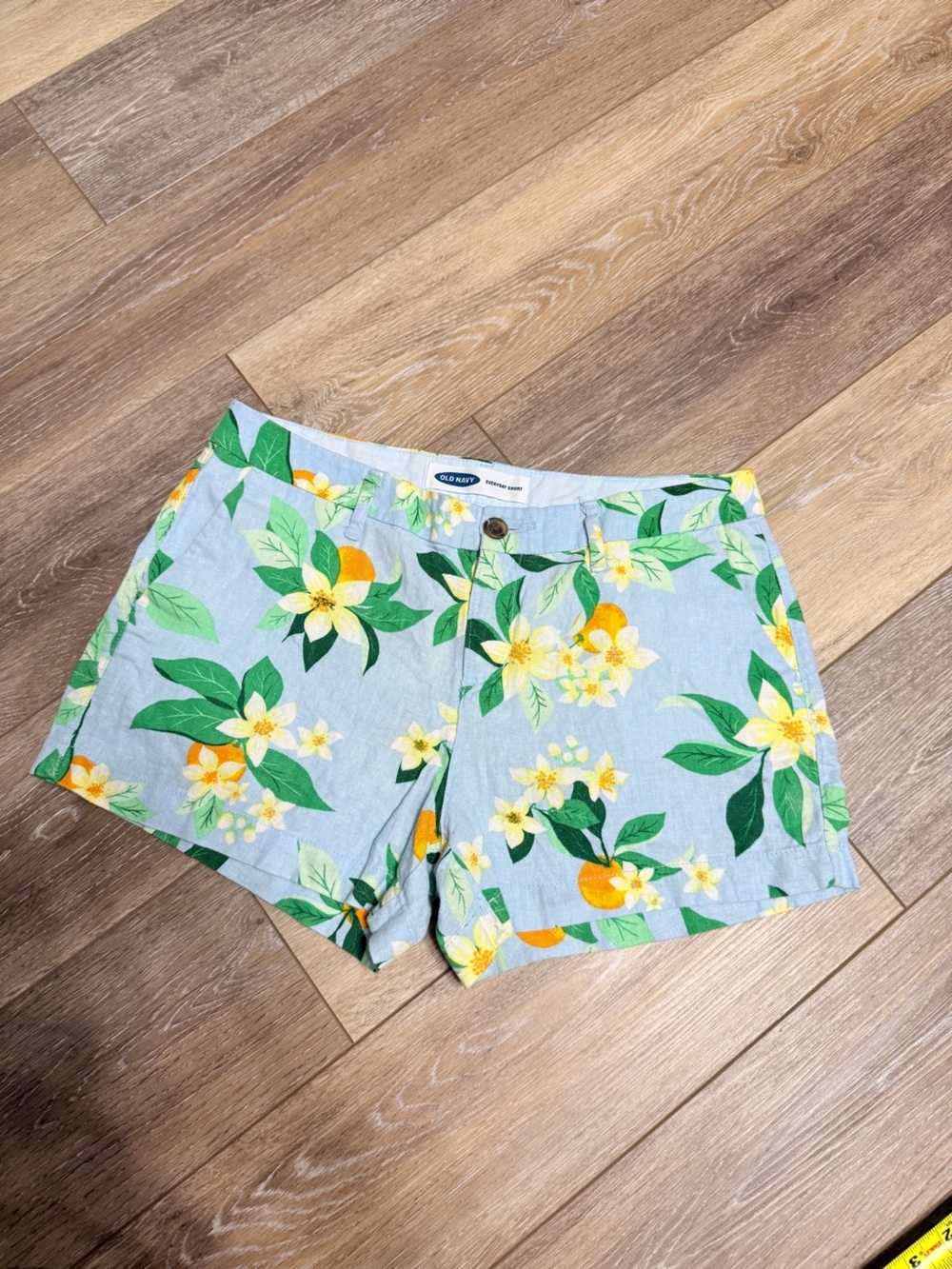 #5)  Old Navy Light Blue Floral Citrus Print Women’s Linen Blend Shorts